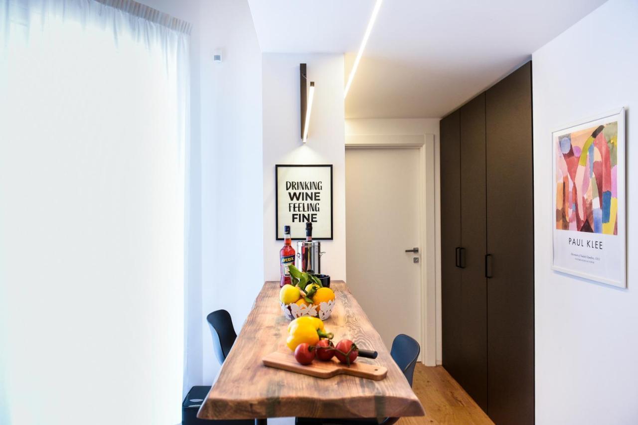 Residenza Emilia Apartment ปาโดวา ภายนอก รูปภาพ