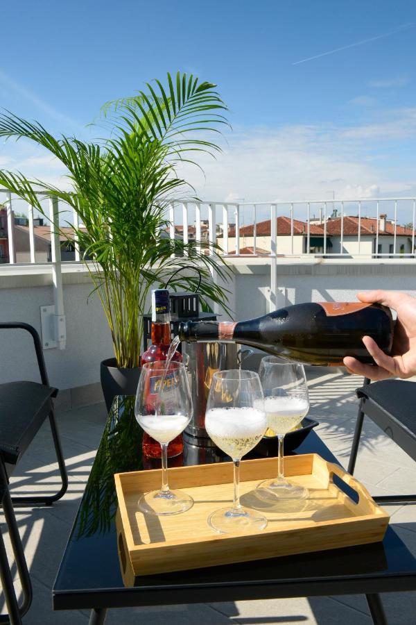 Residenza Emilia Apartment ปาโดวา ภายนอก รูปภาพ