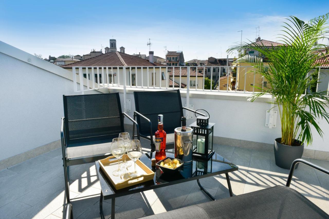 Residenza Emilia Apartment ปาโดวา ภายนอก รูปภาพ