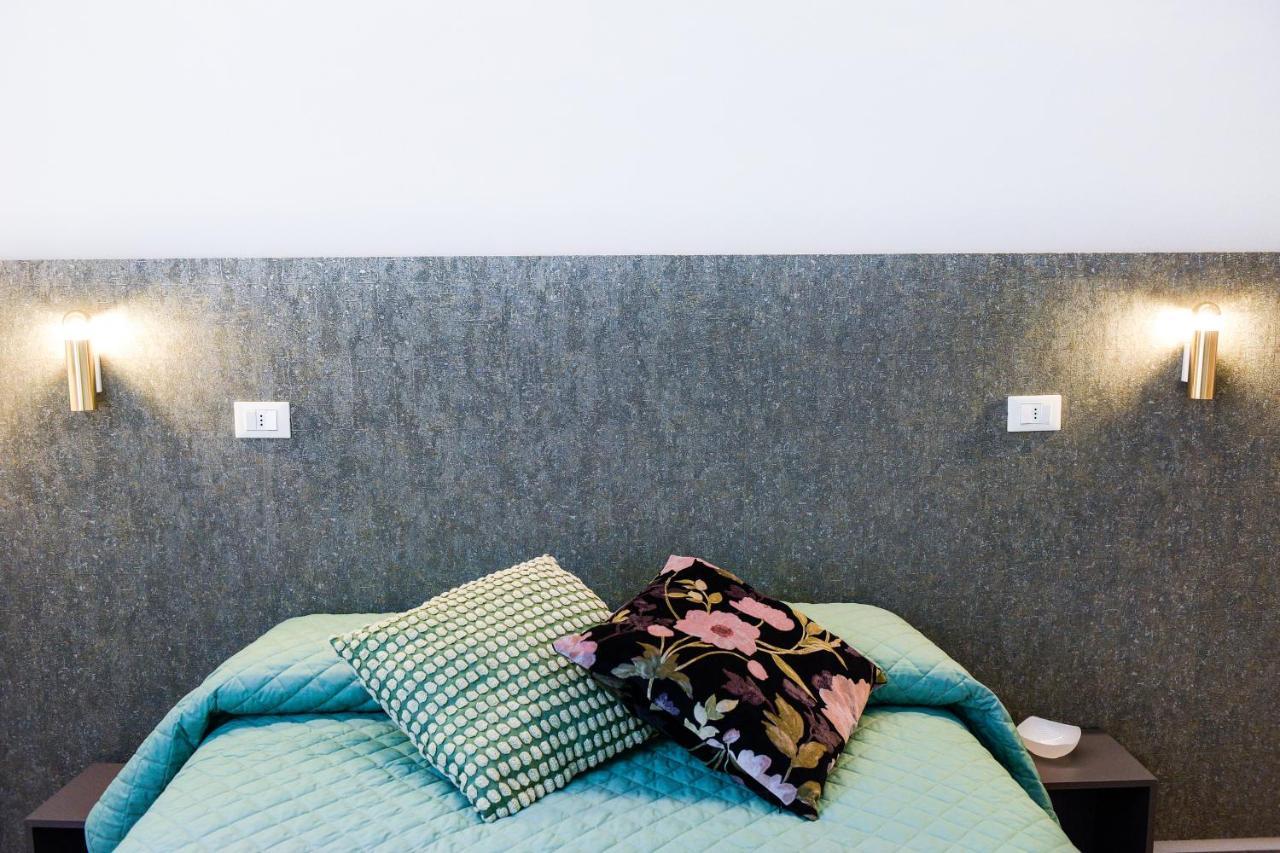 Residenza Emilia Apartment ปาโดวา ภายนอก รูปภาพ
